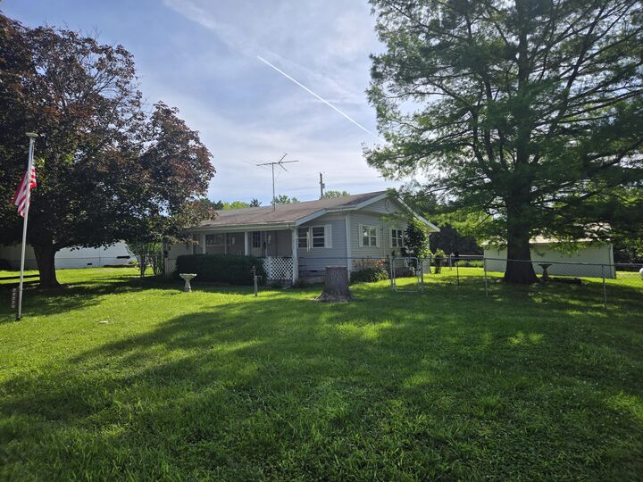 Property Photo: 22225 County Road 271A MO 65779