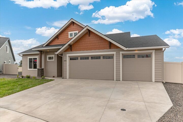 Property Photo:  18192 N Morton Ct  WA 99005 