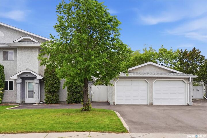 Property Photo:  615 Perehudoff Crescent 105  SK S7N 4K6 