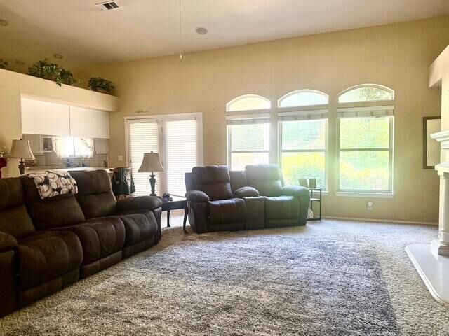Property Photo:  1534 S Grand Street  CA 93292 