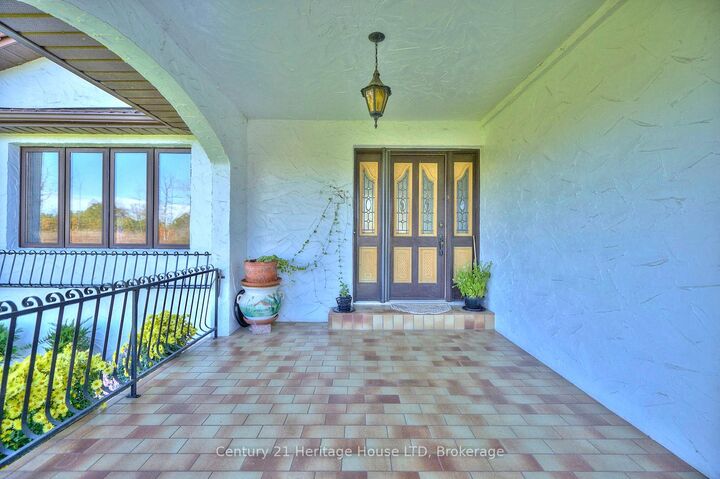 Property Photo: 191 Cairns Crescent ON L2A 5M4
