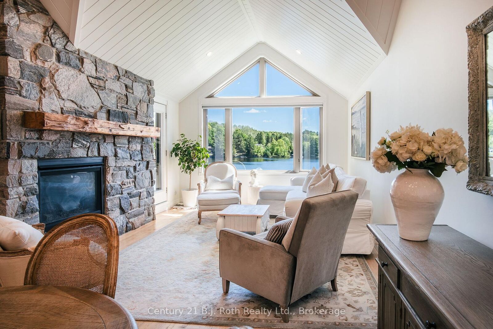 Property Photo: 4721 Bayside Drive ON P1H 0A6