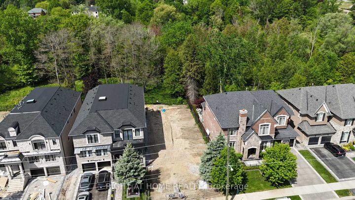 Property Photo:  860 Riverside Drive  ON L1T 3S2 