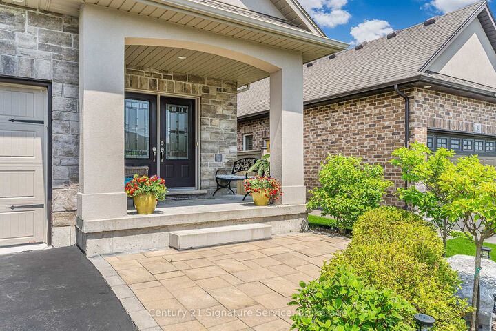 Property Photo: 16 Gaiser Road ON L3C 0B5