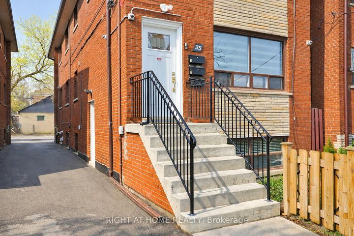 Property Photo: 35 Fifteenth Street ON M8V 3J3