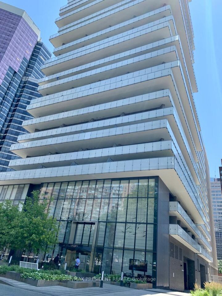 Property Photo: 57 St Joseph Street 913 ON M5S 0C5
