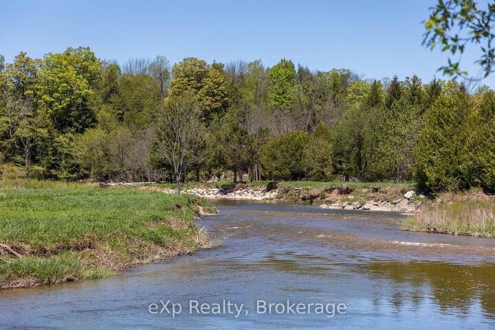 157659 7th Line — photo 1