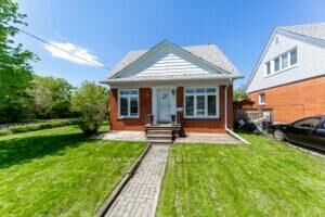 Property Photo: 136 Tower Drive ON M1R 3P5