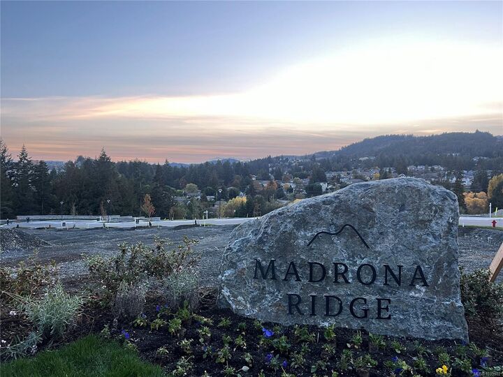 632 Madrona Ridge — photo 1