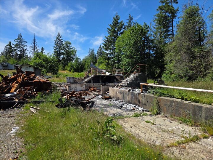 Property Photo:  8650 Bland Rd  BC V9Y 8N6 