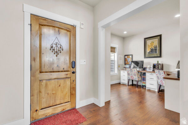 Property Photo:  2330 E Meadow Lark Ln N  UT 84341 