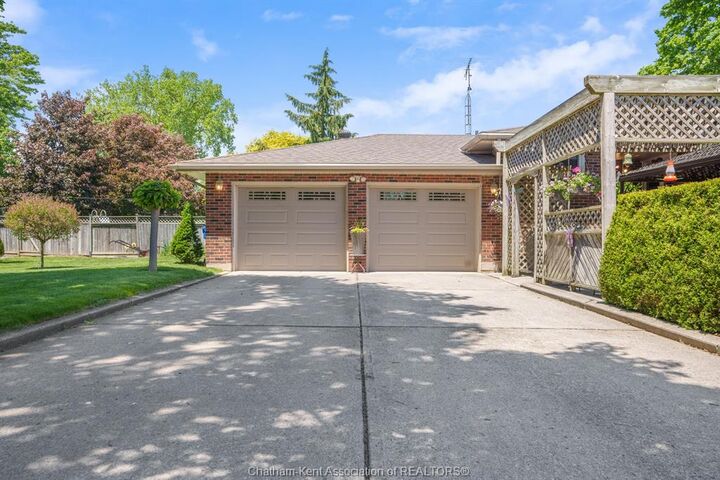 Property Photo: 18 Woodland Avenue ON N7L 2S3
