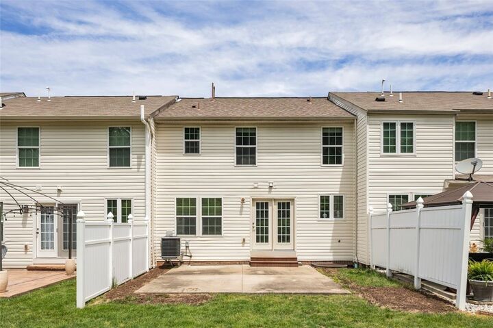 Property Photo:  284 Broadstone Dr  PA 16046 