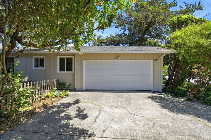 Property Photo:  4827 Perezoso Calle  CA 95409 