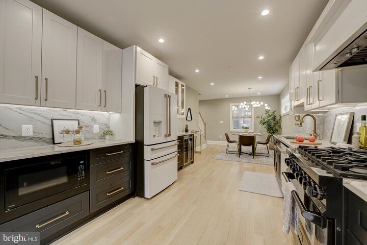 Property Photo:  4244 Alton Place NW  DC 20016 