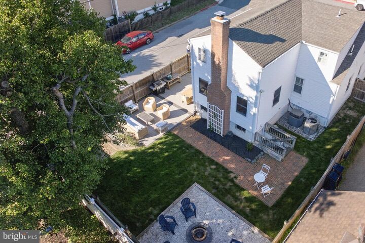 Property Photo:  140 Jefferson Street  MD 21403 