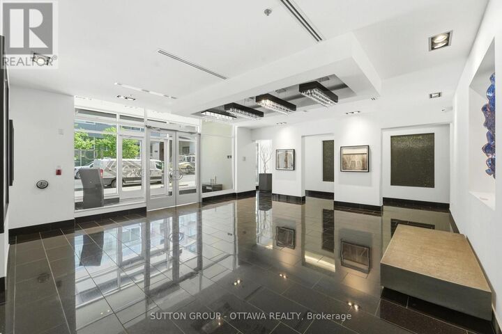 Property Photo:  101 Richmond Road 110  ON K1Z 0A6 