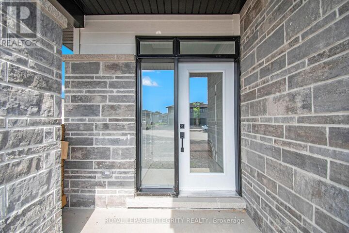 Property Photo:  10 Morral Court  ON K7S 0J4 