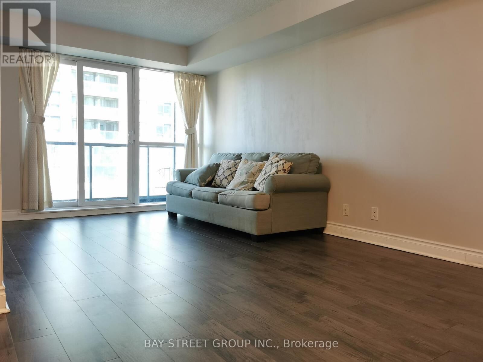 Property Photo:  32 Clegg Road 517  ON L6G 0B2 