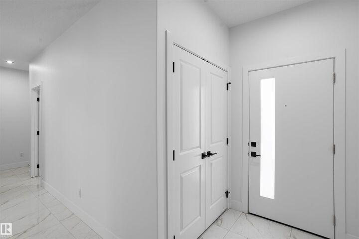 Property Photo: 3034 7A Avenue SW AB T6X 3M3