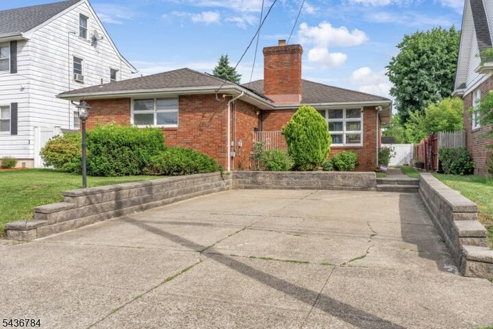 Property Photo:  150 Crosby Ave  NJ 07502 