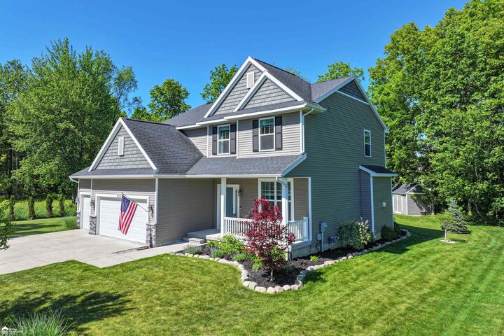 Property Photo:  9252 Hidden Oaks Drive  MI 48439 