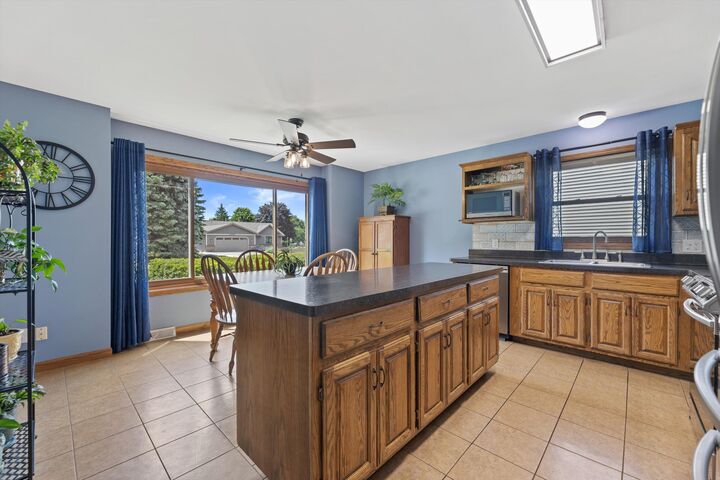 Property Photo:  N60w23922 Butternut Ln  WI 53089 
