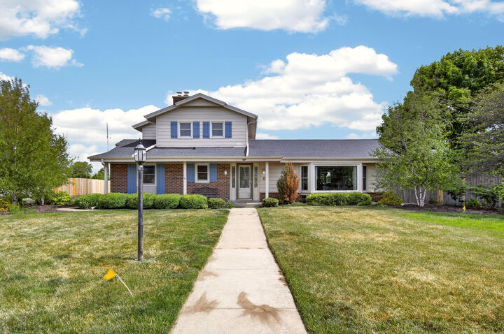 Property Photo: 8 Steeplechase Dr WI 53402