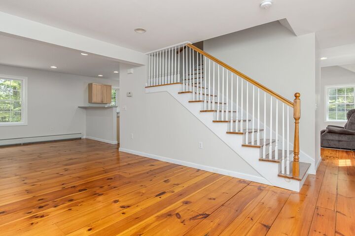 Property Photo:  231 Woodward Hill Road  NH 03043 