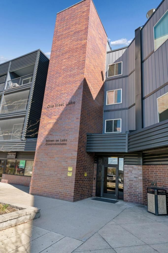 Property Photo:  1 W Lake Street 406  MN 55408 