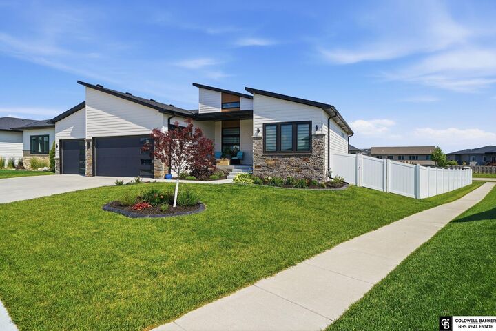 Property Photo:  7434 Anselm Lane  NE 68516 