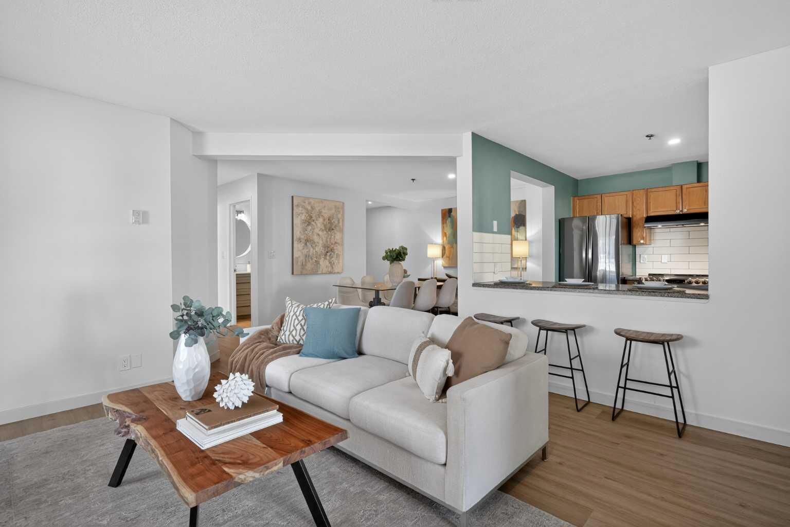 Property Photo:  1415 17 Street SE 111  AB T2G 3V3 