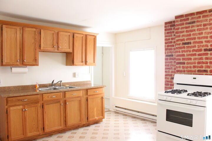 Property Photo:  42 William Street 2  CT 06511 