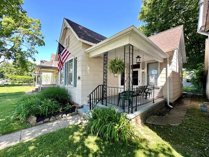 Property Photo:  805 Main  Street  OH 45601 