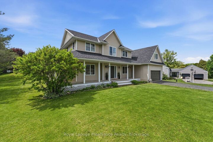Property Photo: 3937 Larose Crescent ON L0A 1B0