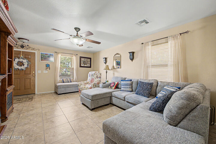Property Photo: 2357 E Meadow Creek Way AZ 85140