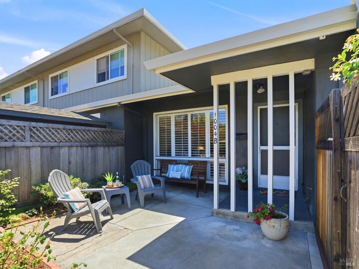 Property Photo:  1004 B Los Gamos Road  CA 94903 