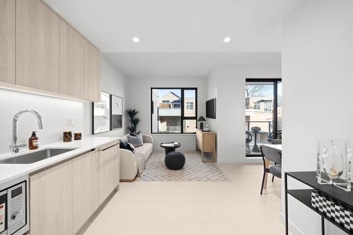 Property Photo:  4928 Quebec Street 508  BC V5W 2N2 