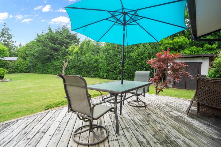 Property Photo: 24645 50 Avenue BC V2Z 1E4