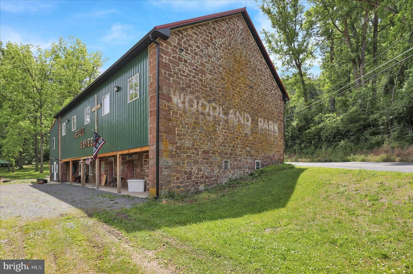 Property Photo:  34 Westley Road  PA 19540 