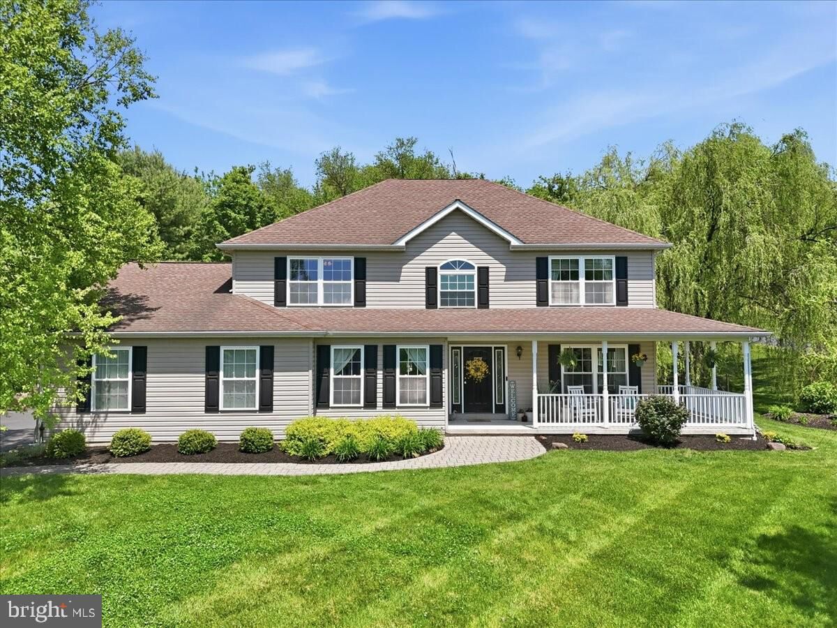 Property Photo:  569 Deerfield Drive  PA 18064 