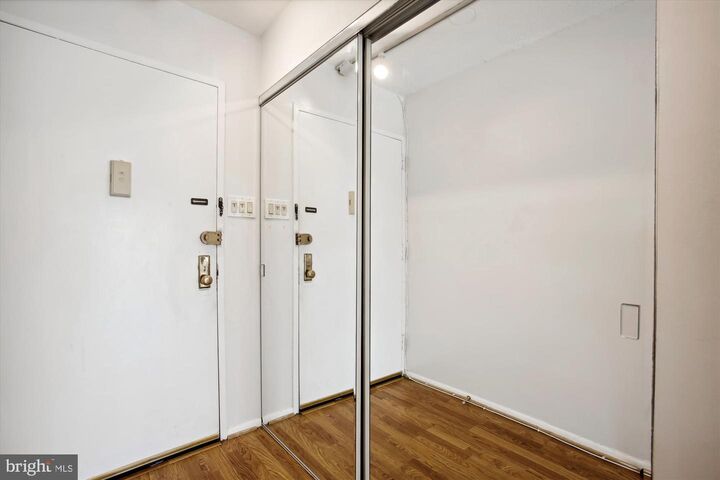 Property Photo:  700 7th Street SW 211  DC 20024 