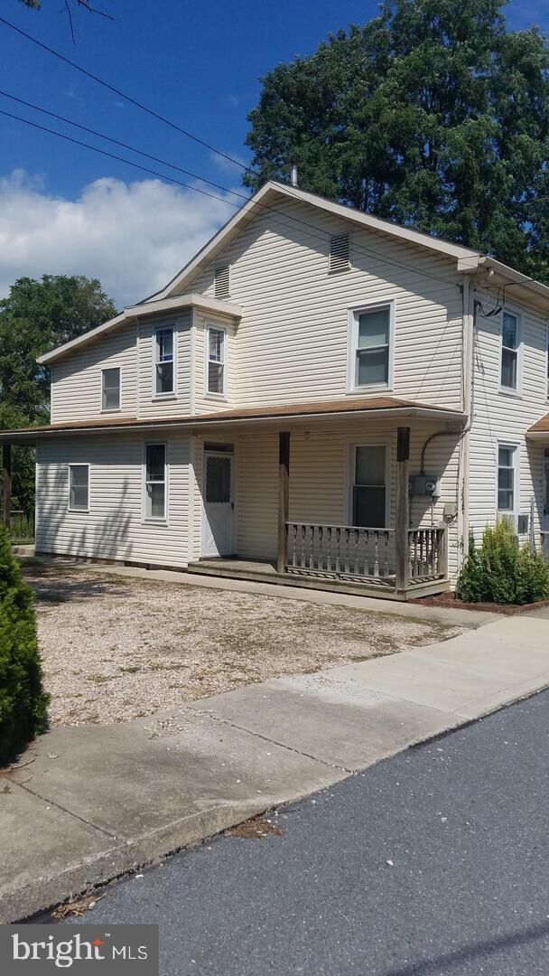 Property Photo:  46 N Jefferson Street  PA 17225 