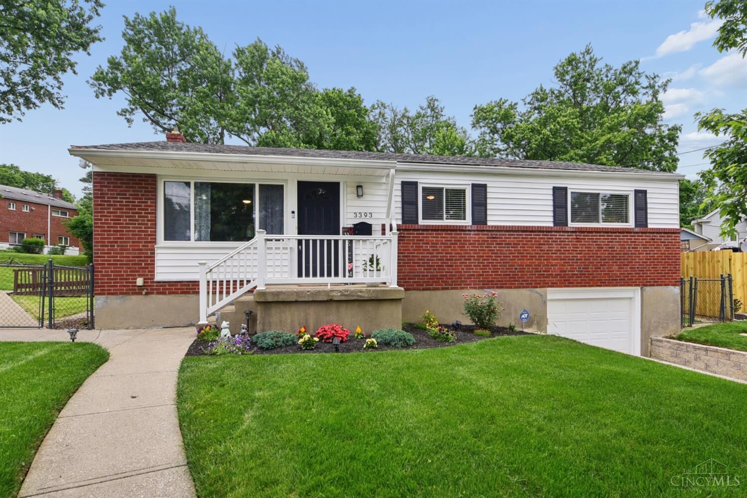 Property Photo:  3393 Bellehaven Court  OH 45248 