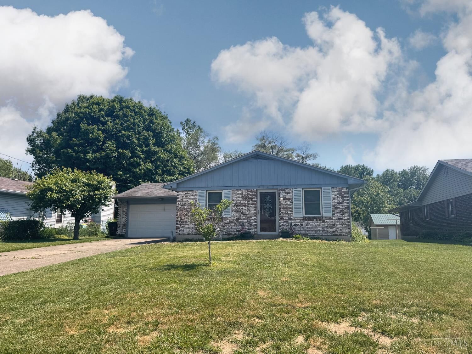 Property Photo: 8543 Kingston Drive OH 45005