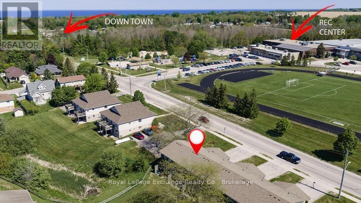 Property Photo:  656 Durham Street 48  ON N2Z 1N6 