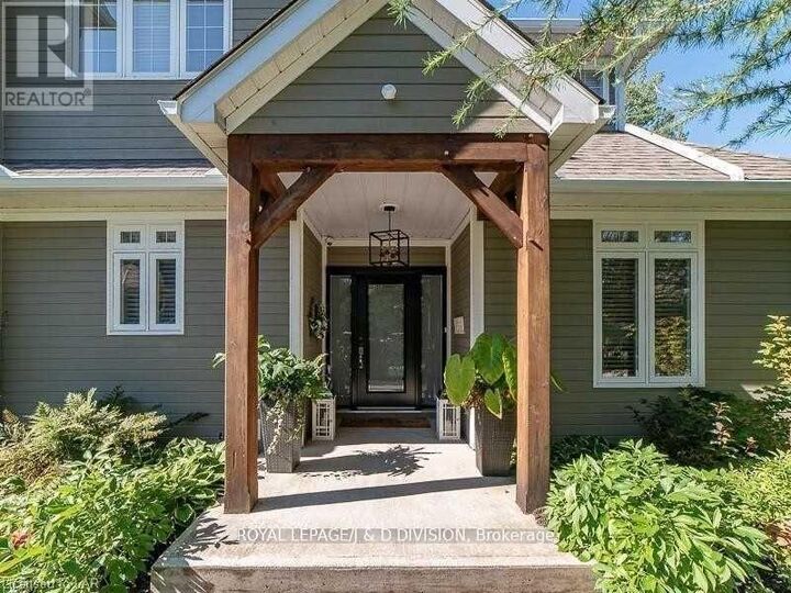 Property Photo:  27 Szawlowski Drive  ON P1H 1C2 