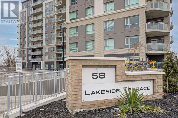 Property Photo:  58 Lakeside Terrace 301  ON L4M 0L5 