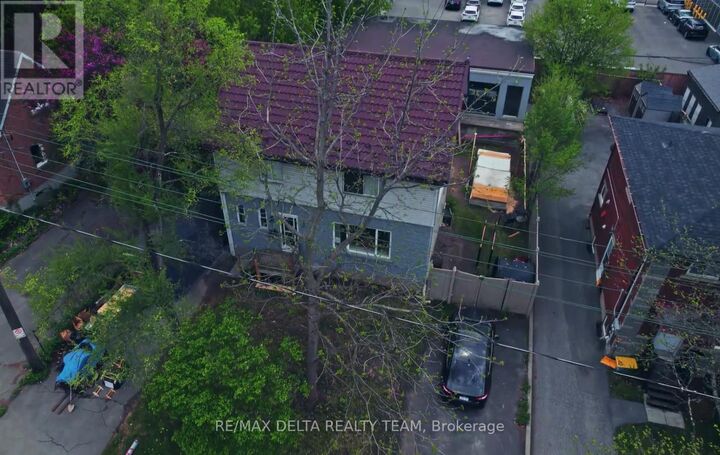 Property Photo: 538 Mutual Street ON K1K 1C6