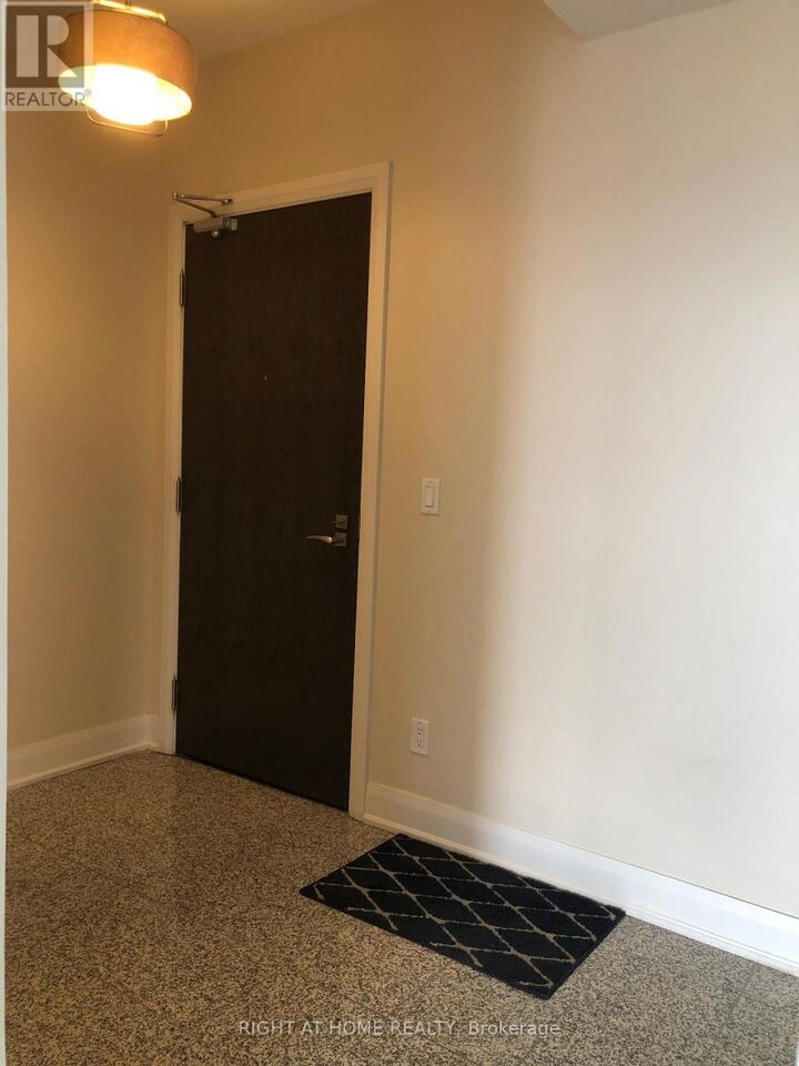 Property Photo:  2900 Highway 7 Road 2606  ON L4K 0G3 